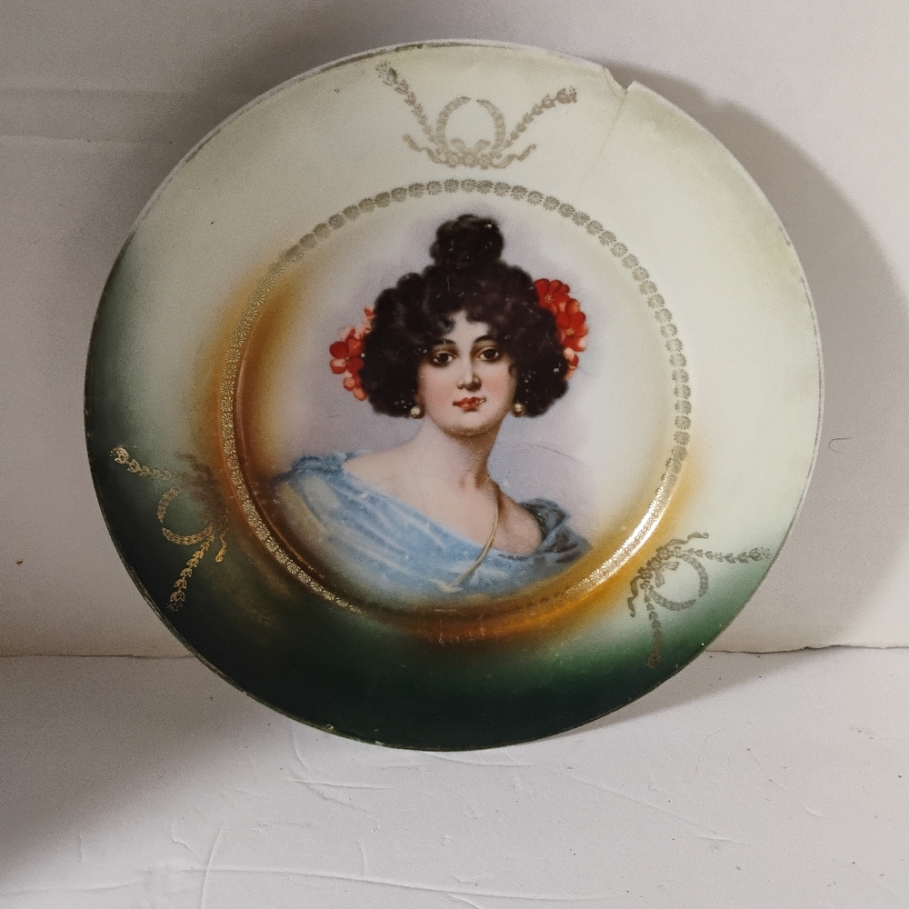 Antique Leuchtenburg Victorian Lady Porcelain Plate